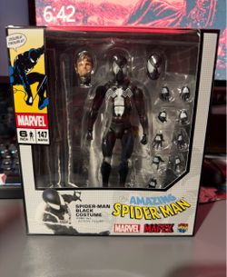 Mafex 147 Spider-Man Black Costume Reissue