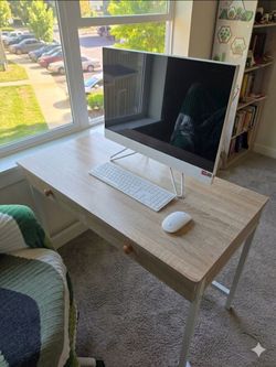 Modern Minimalist Desk with Drawer – Excellent Condition!