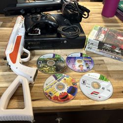 Xbox 360 E / 9 games an Kinect