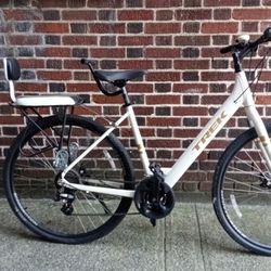 Trek Verve 1 Stepthrough Hybrid Bike (Negotiable Price | Pickup Only !)