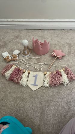 1st Birthday High Chair Banner Pink Party Decoration + 1 year birthday hat + socks + pink crown with wand