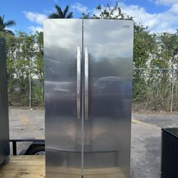 Frigidaire Refrigerator Side-By-Side