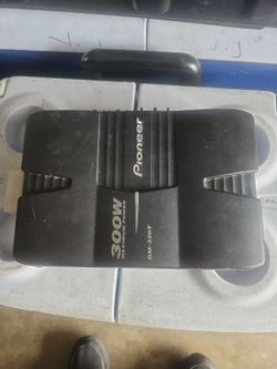 Amplificador de carro de 300 watts