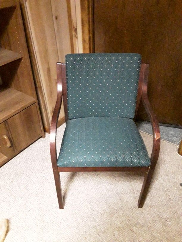 Green Upholstered Chairs 