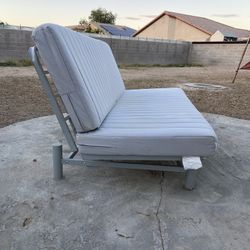 Futon 