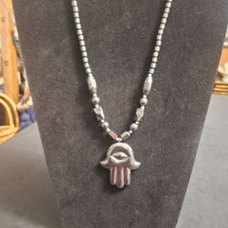 Modern Hematite Necklace W/Polished Hematite Hamsa Pendant 18" Long, Mint Condition