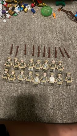 Lego soldiers & rifles