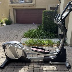 ProForm Smart Strider 695 CSE Elliptical