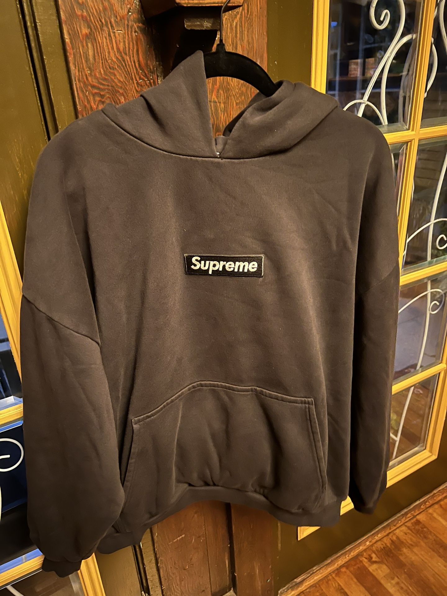 Costume Supreme Hoodie