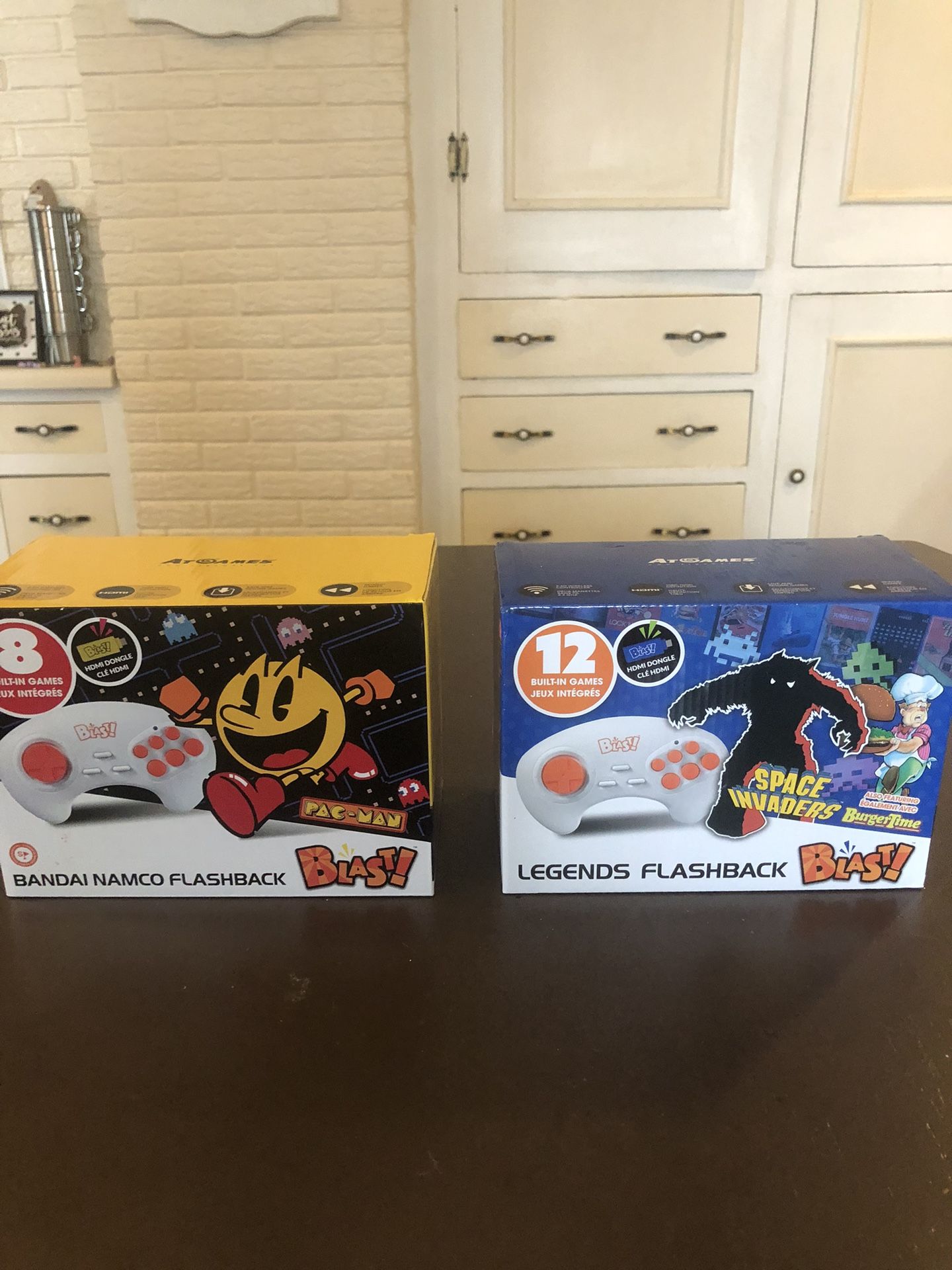 2 Wi Fi Tv Games-Legends and Bandai Namco Flashback