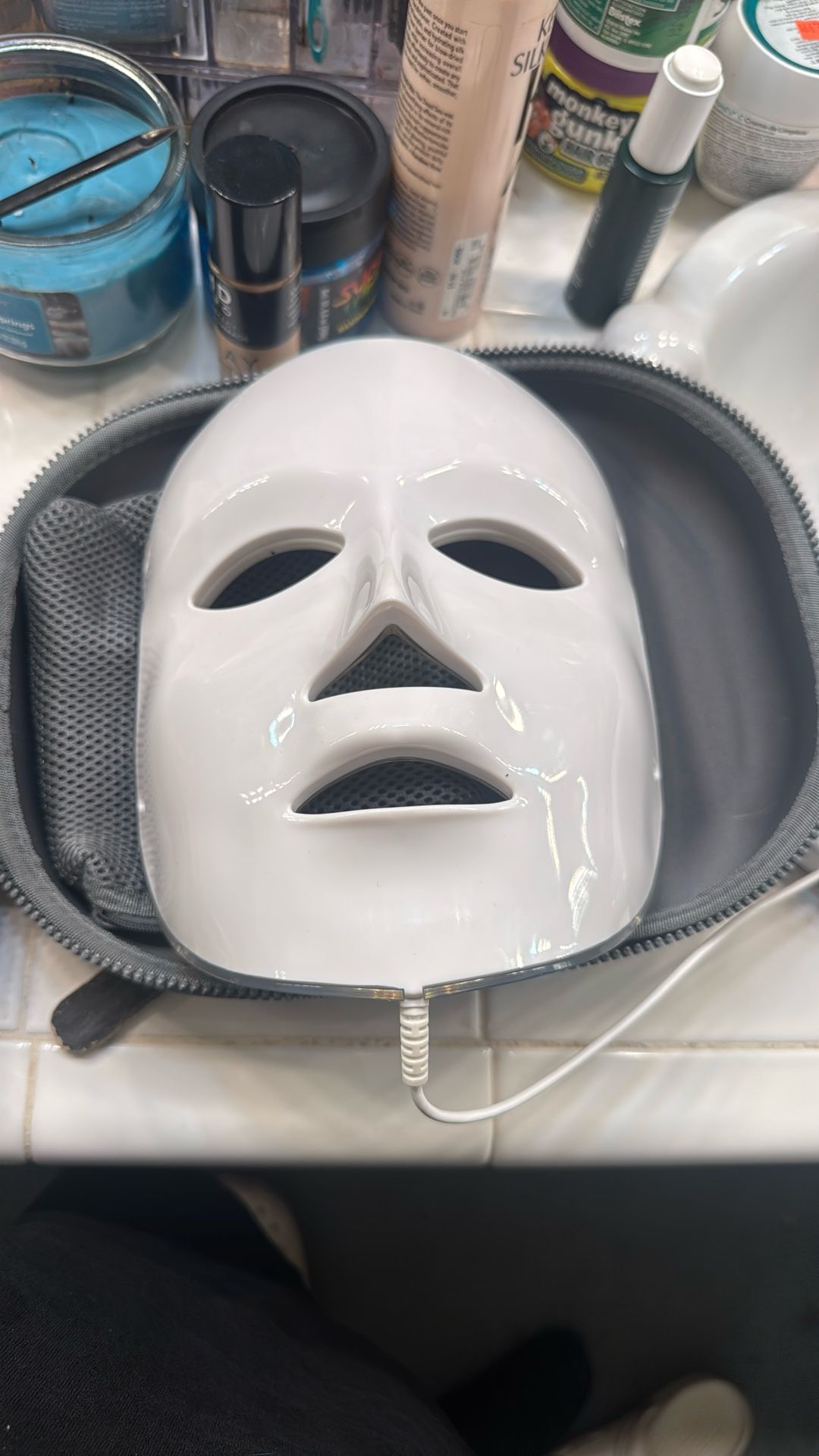 Solaris Laboratories NY LED face mask