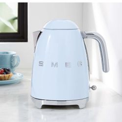 Smeg Pastel Blue Retro Electric Tea Kettle Teapot