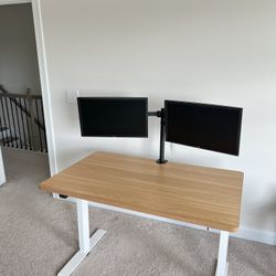 Adjustable work Desk