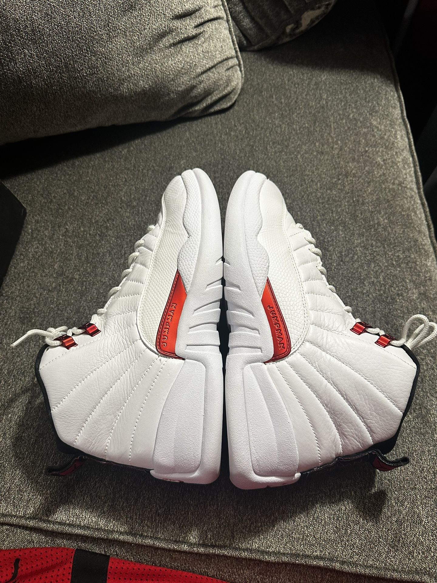 Men Jordan 12s “Twist” Size 10