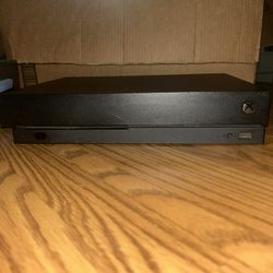 Xbox One X (black) 