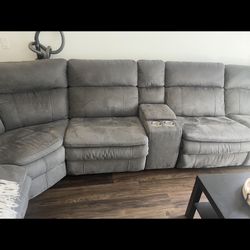 Reclinable Couch
