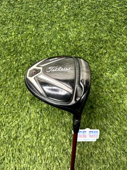 Titleist 915D2 Driver 12 Loft Senior RH