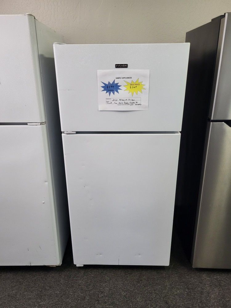 🧙‍♀️Wicked Good Sale! 2021 Hotpoint 16cuft Fridge - Warranty Included