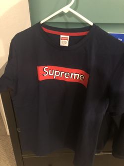 SUPREME. L youth T Shirt, dark blue, New.