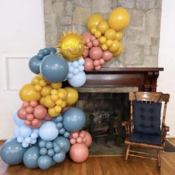 balloon arch $260