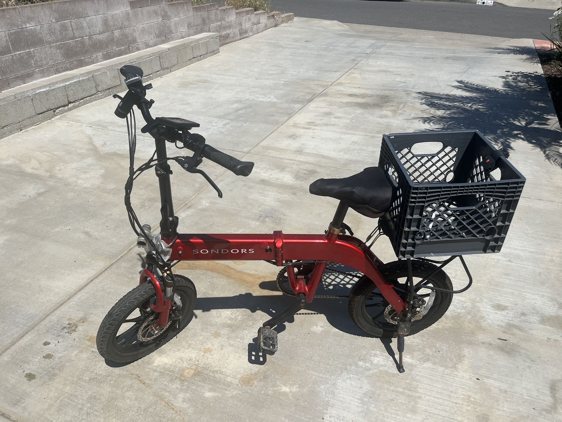 Sondors Electric Bike with surf rack - Cash Or Trade!