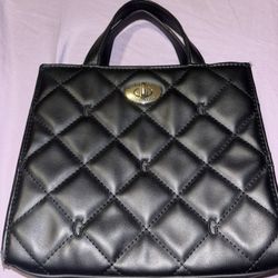Guess Greenberry Mini Tote Bag in black 