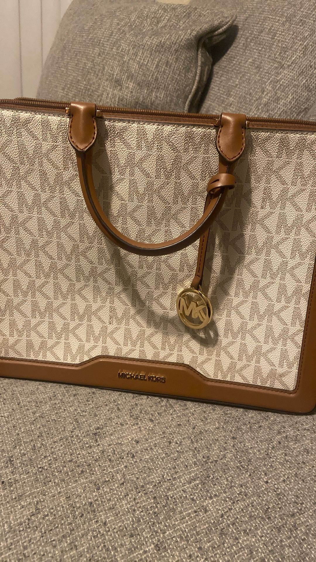 Michael Kors Purse LG TZ TOTE 