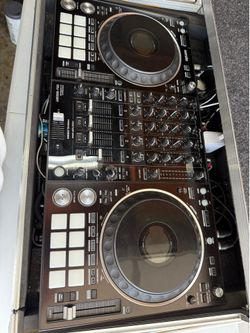 Pioneer DDJ1000SRT Controller