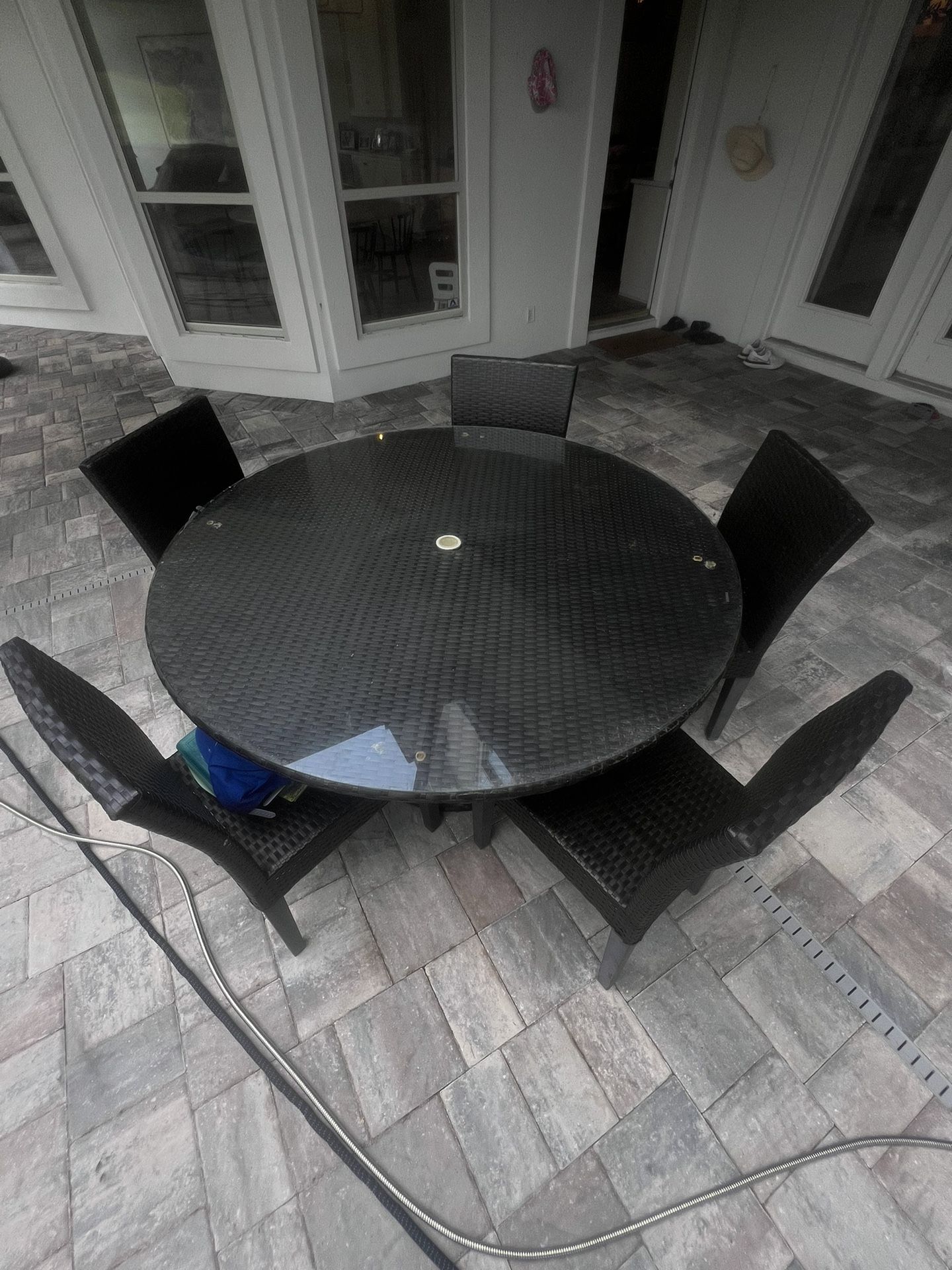 Outdoor Kitchen Table + 6 Seats