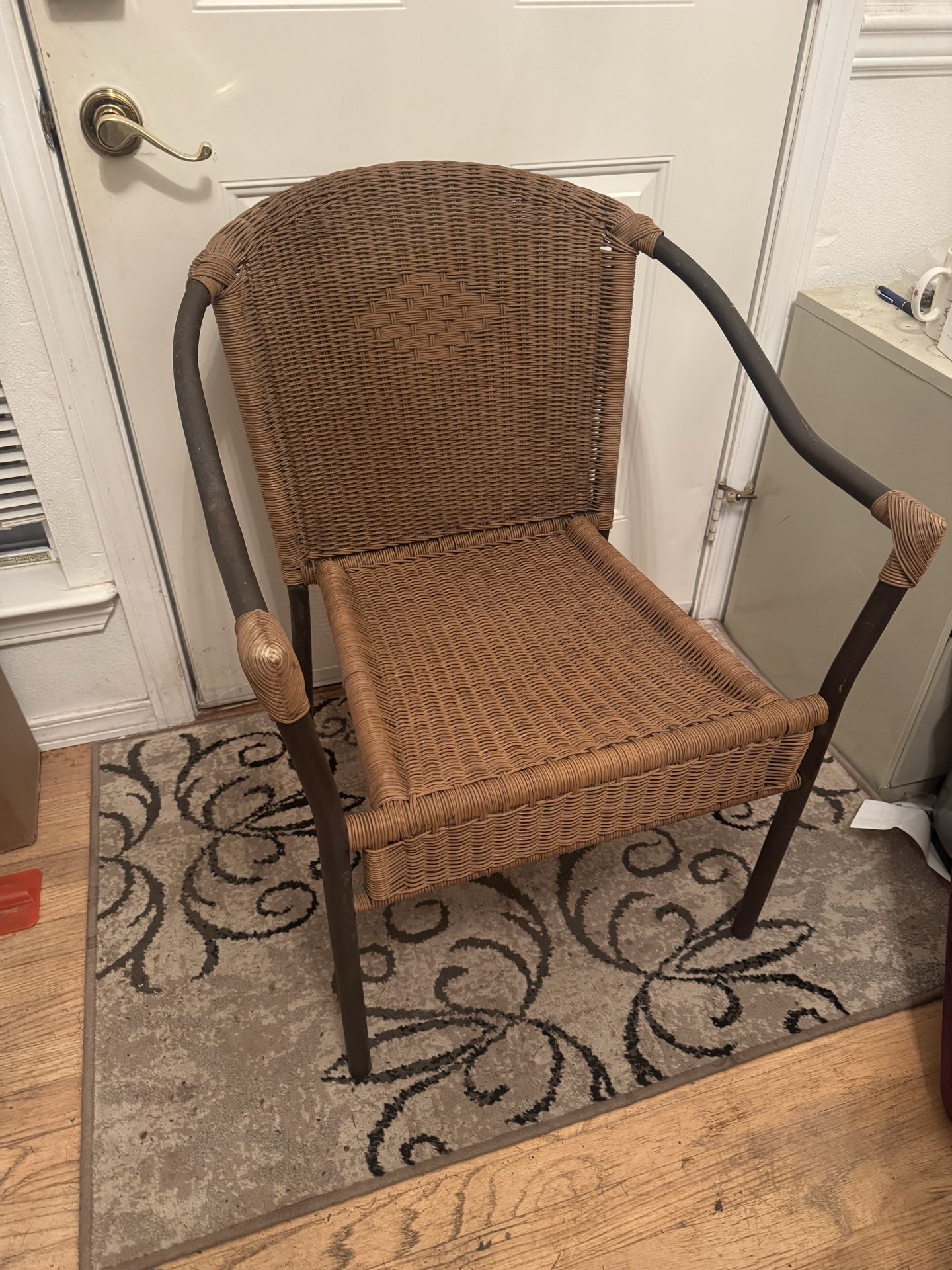 Rattan indoor/outdoor patio chair