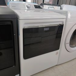 New Maytag
7.4 cu. ft. 240-Volt Smart Capable White Electric Dryer with Hamper Door and Advanced Moisture Sensing