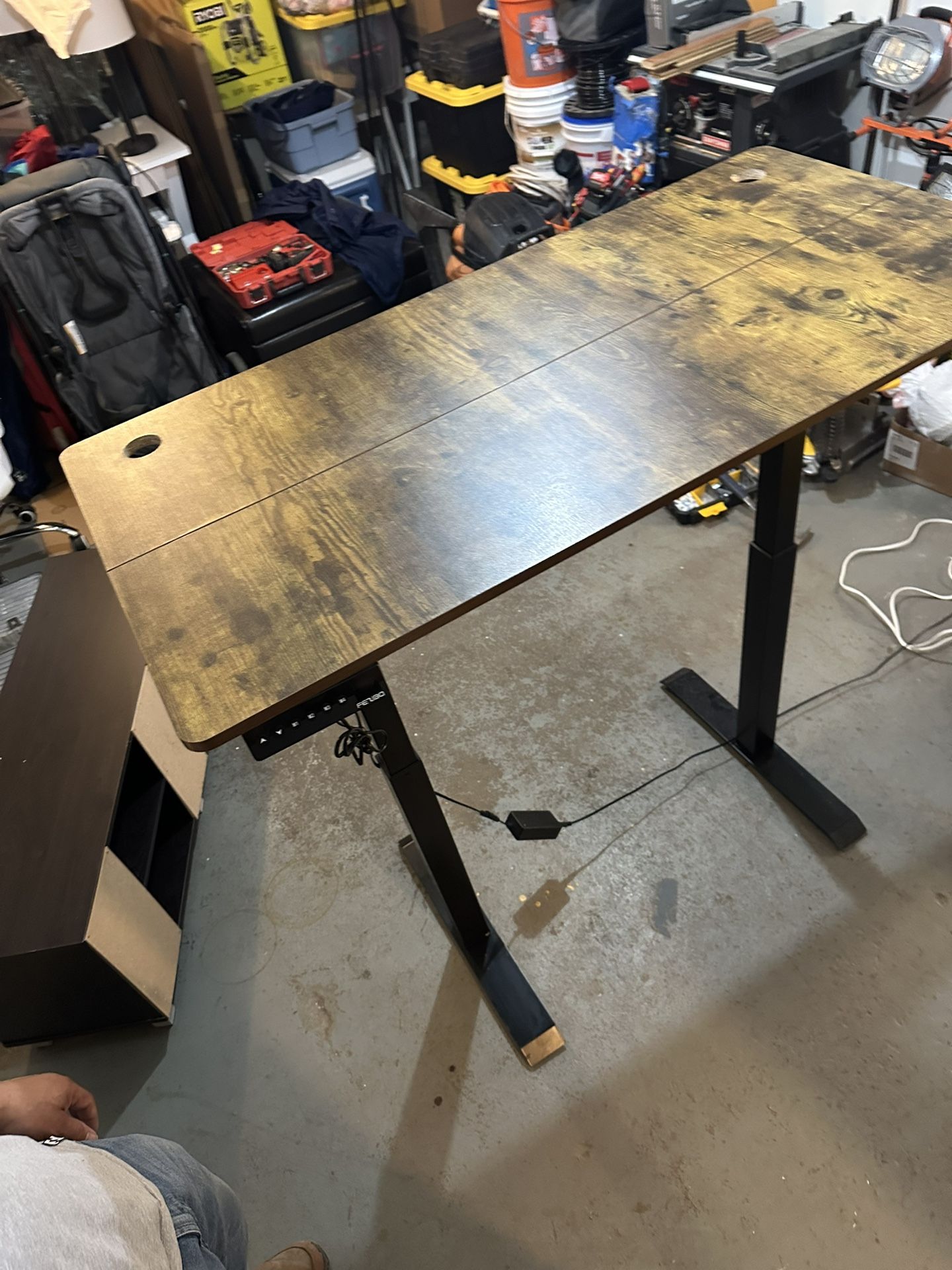 Computer Desk With Automatic Height Adjustment For Standing Desk