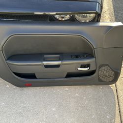 2011-2014 Dodge Challenger Door Panels