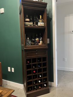 Bar Stand
