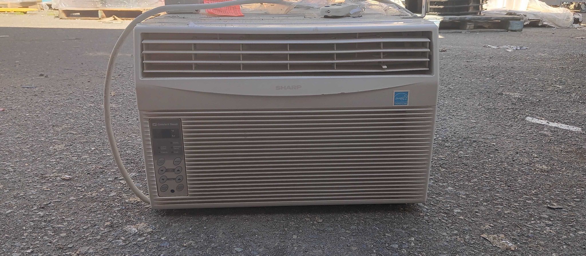 Sharp window AC model AF-S85PX 8,000 BTU