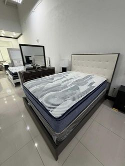 Bedroom Set For Sale. Ask For Price 