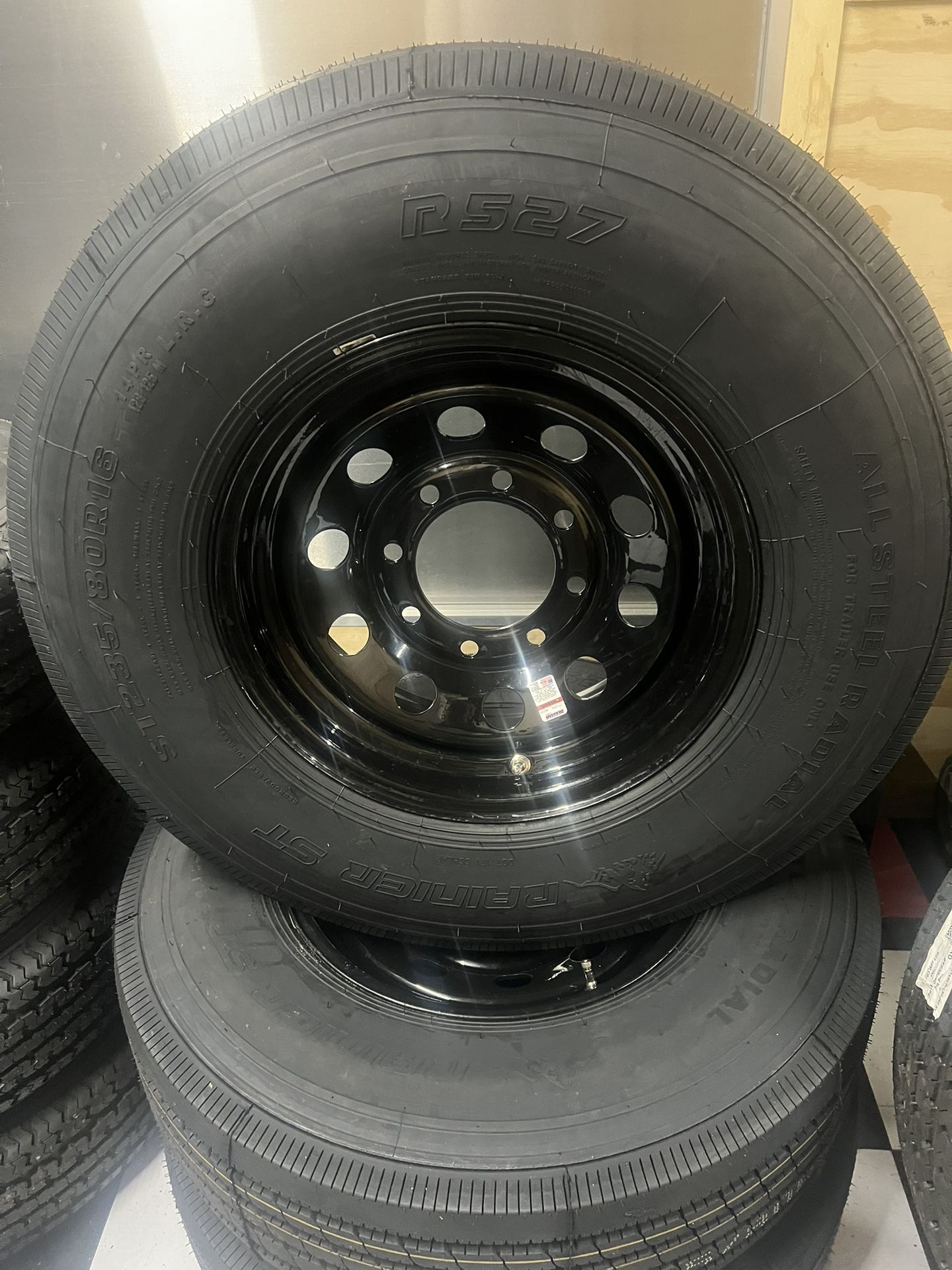 Trailer Tire 235 80 16 14 Ply . New