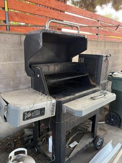 Bluetooth smoker