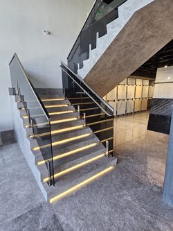 Glass stairs in all the measures