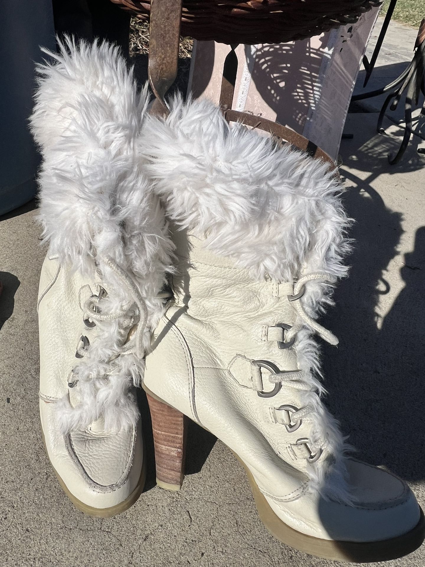 Women’s Lace up Heel Boots