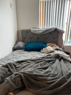 Bedroom set furnitures and matress