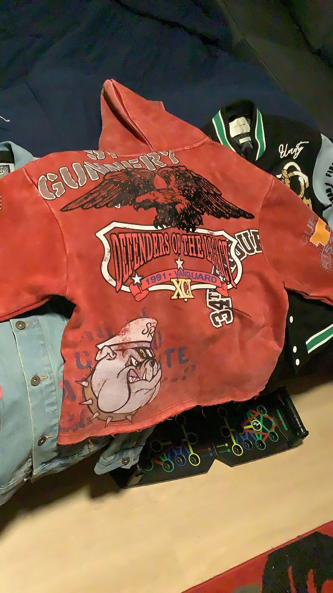 Selling a full matching designer set. Everything is brand new, never worn. Bundle includes: