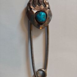 Turquoise Bear Claw Pin