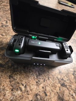 DJ  MIC  MINI & CHARGING CASE