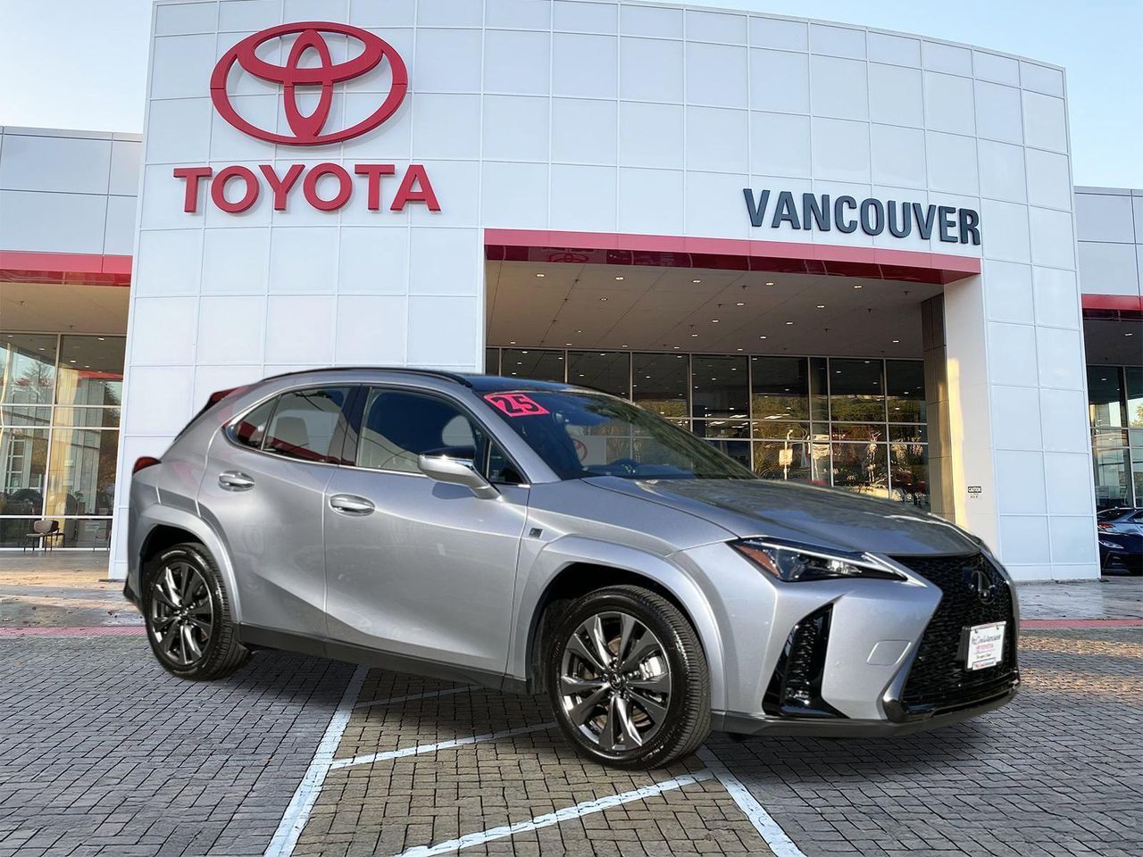 2025 Lexus UX 300h