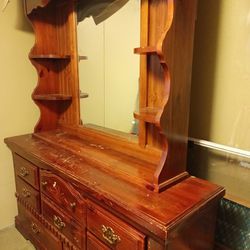 Dresser WithThe Hutch