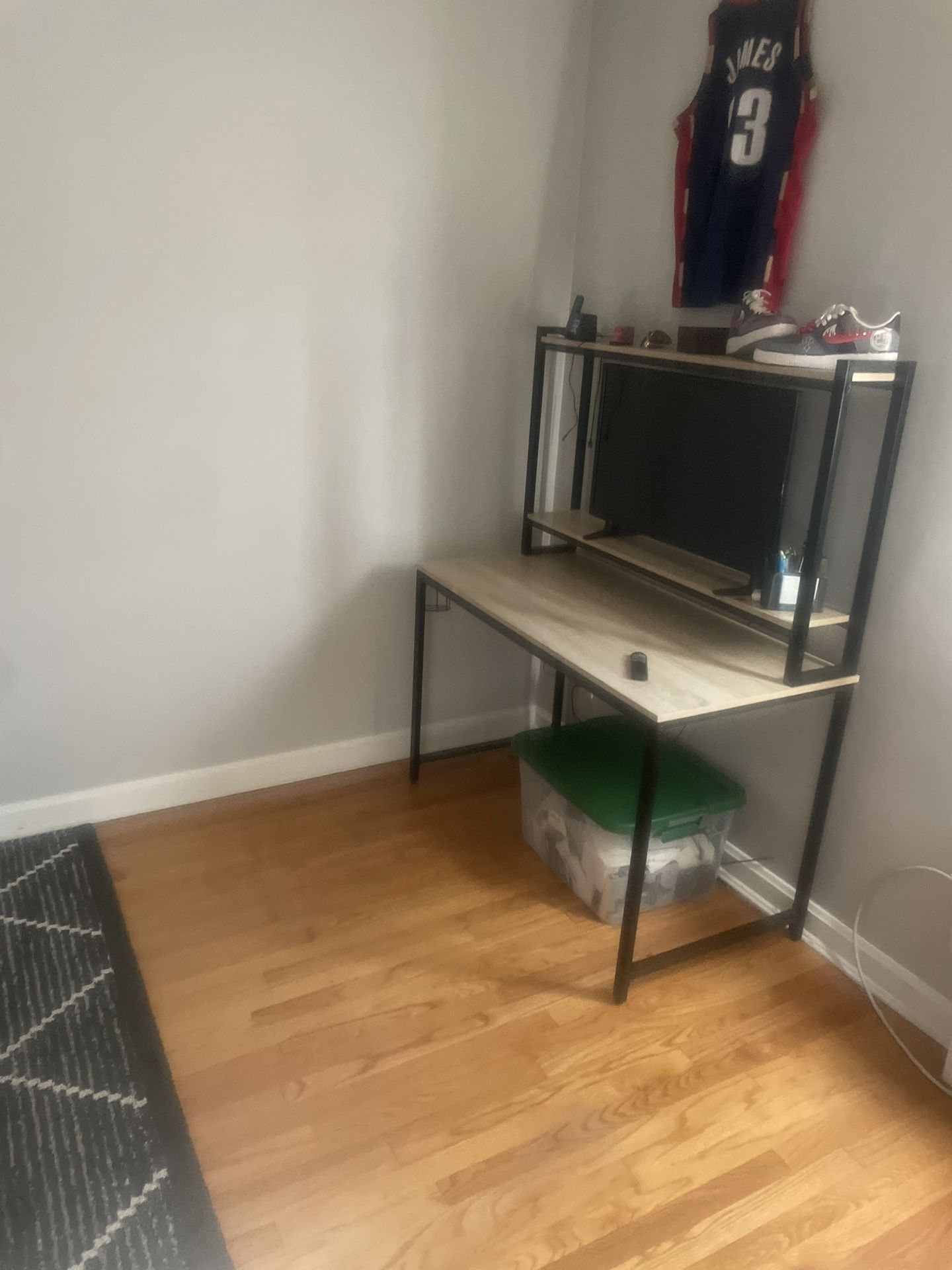 desk