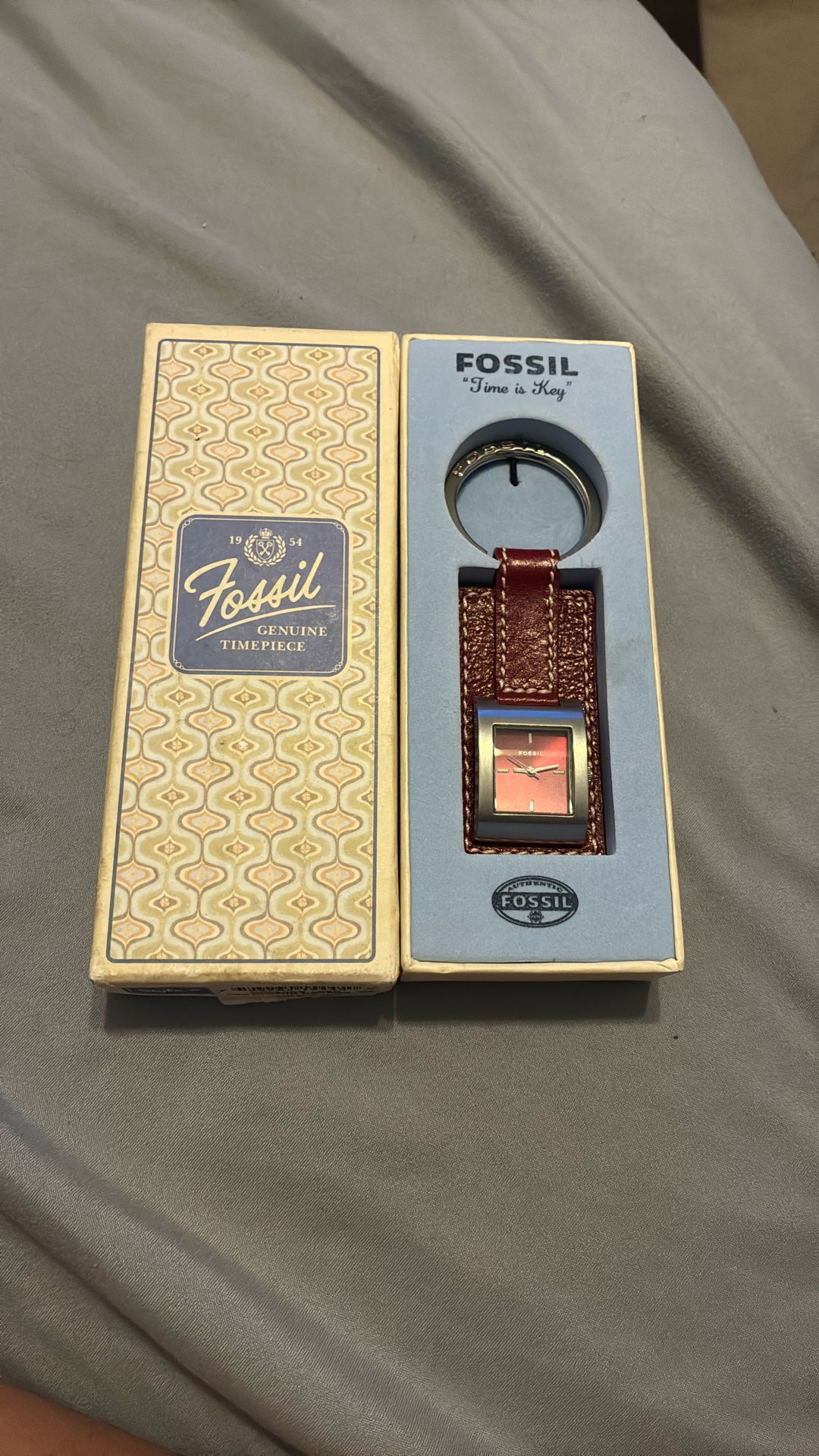 Old Fossil Key fob Watch