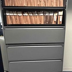 Lateral grey/black file cabinet
