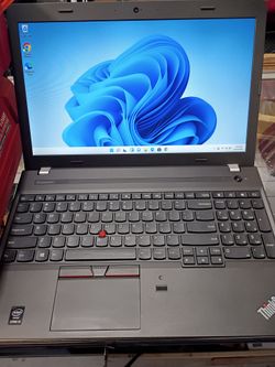 Lenovo laptop core i5 16GB ram 256 GB SSD big 15.6-in screen